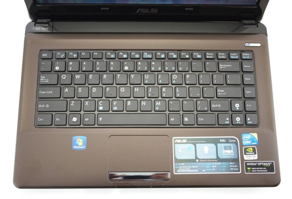 Тачпад ноутбука фирмы Asus. Модель Asus K42J