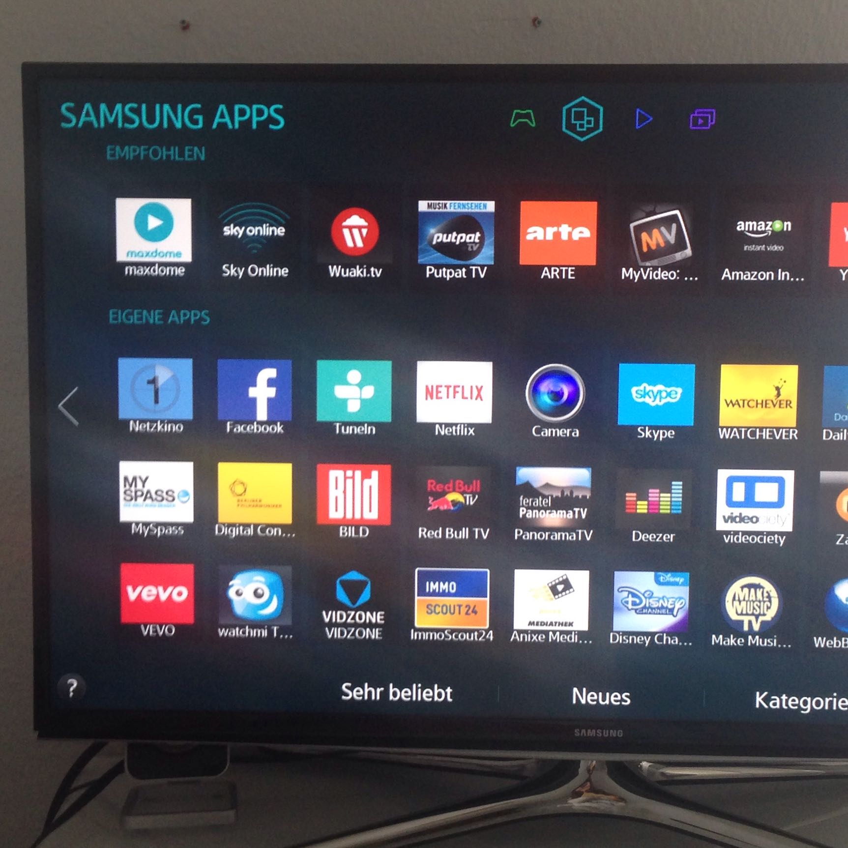 Приложение телевизор для смарт тв самсунг. Samsung Smart TV приложения. Samsung Smart TV Store. Samsung apps для телевизора Smart TV. Samsung TV 2014.