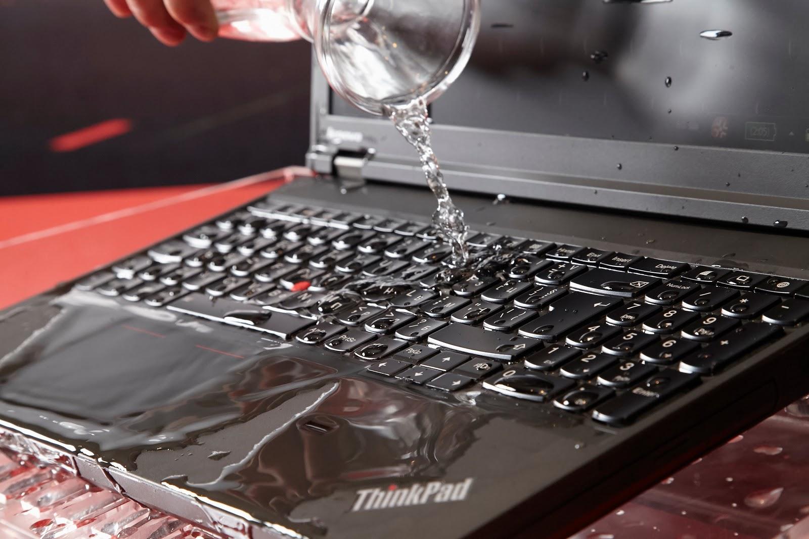 ThinkPad_vs_water