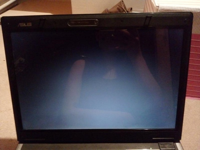 Черный экран ноутбука