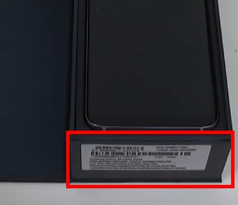 Серийный номер Galaxy S8 указан на коробке